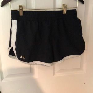 Small under armour running shorts